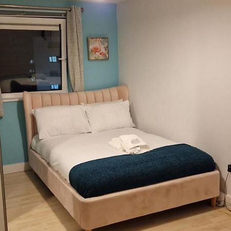 לונדון Gallions' Apartments מראה חיצוני תמונה